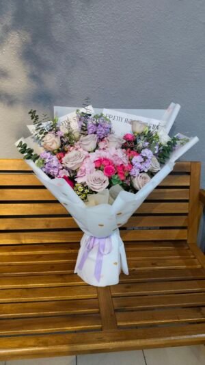 Luna Flower Bouquet