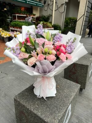 GRACEFUL MUM - Image 2