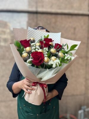 Sweet Crimson Flower Bouquet