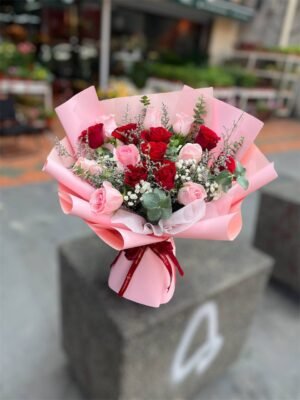 Lover's Harmony Flower Bouquet - Image 2