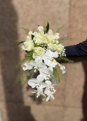 Heaven’s Veil Bridal Bouquet - Image 3