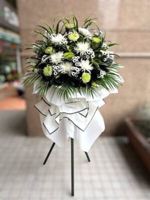Ivory Repose Flower Stand