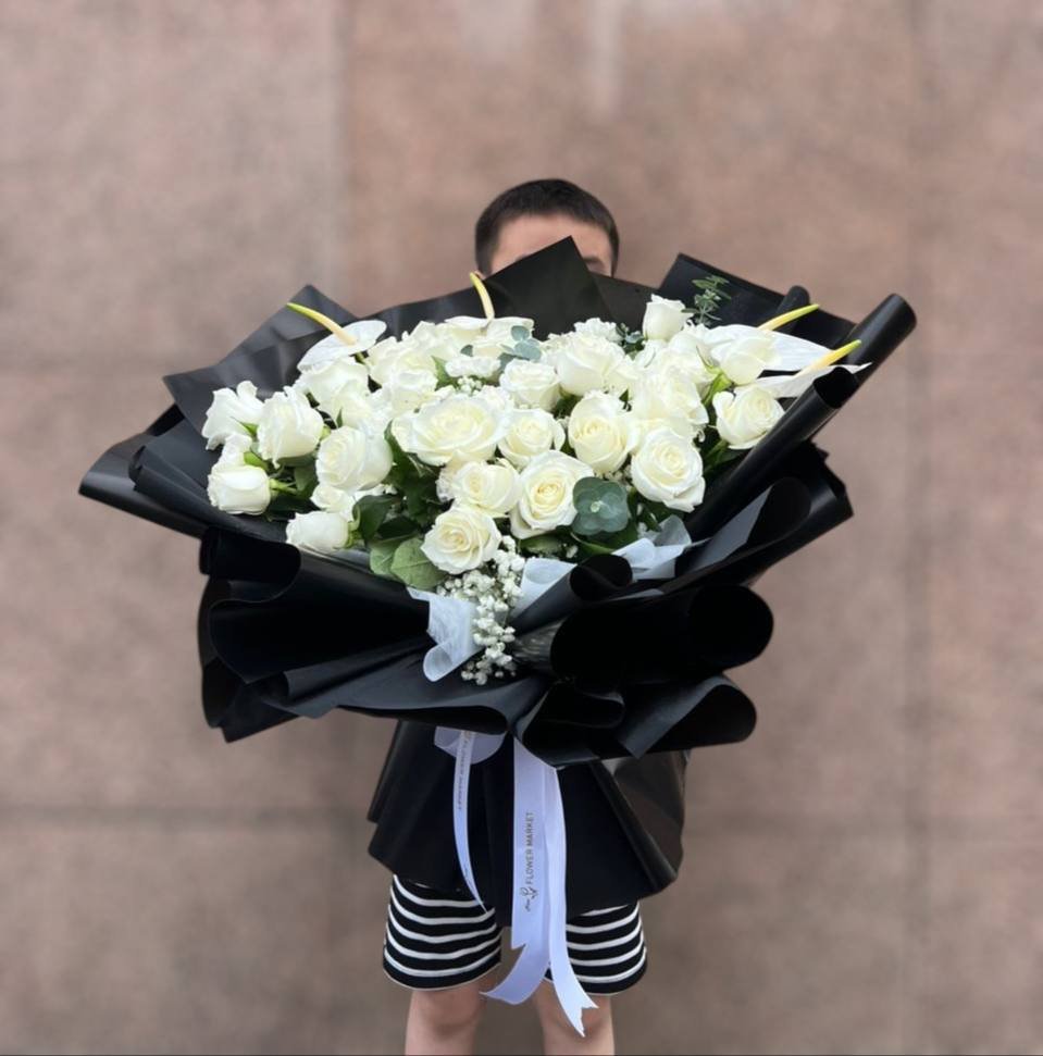 Arctic Bloom Flower Bouquet