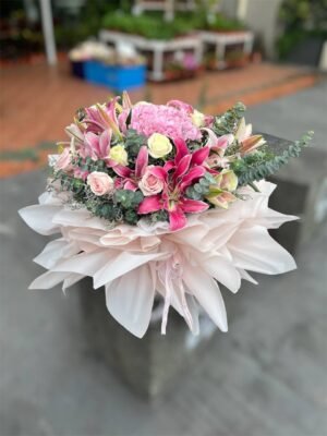 Blushing Grandeur Flower Bouquet - Image 3