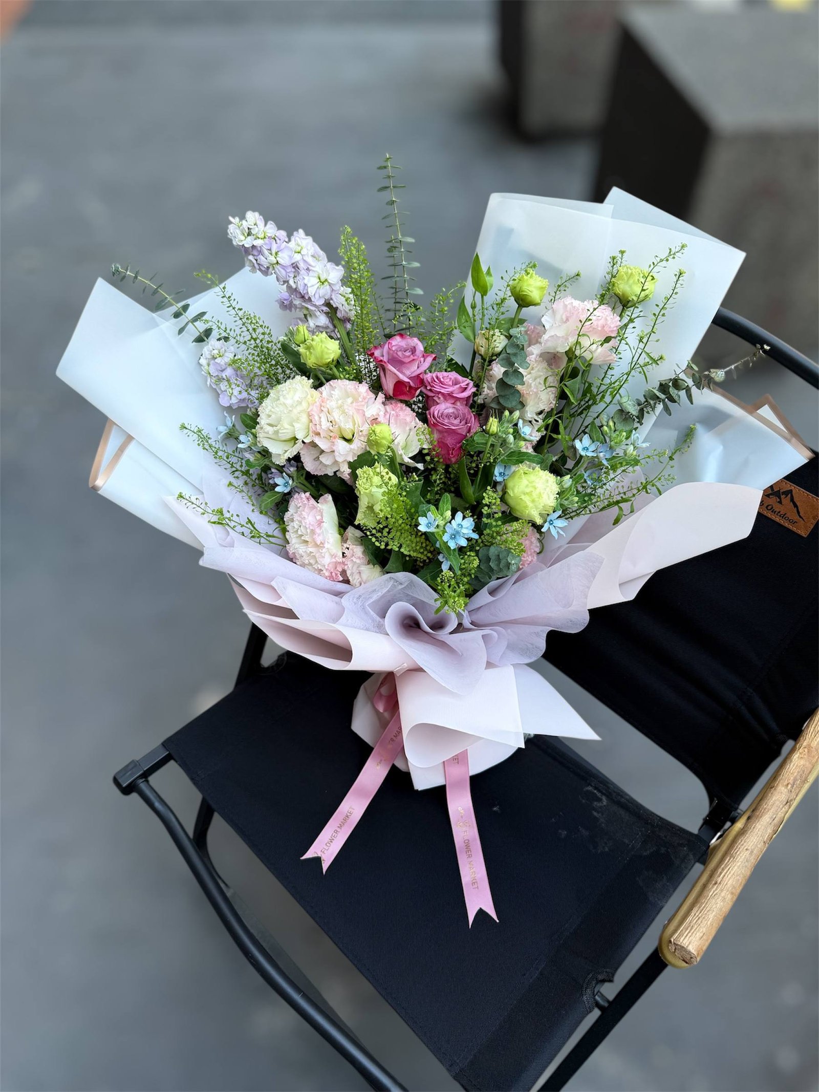 Dreamy Delights Flower Bouquet - Image 3