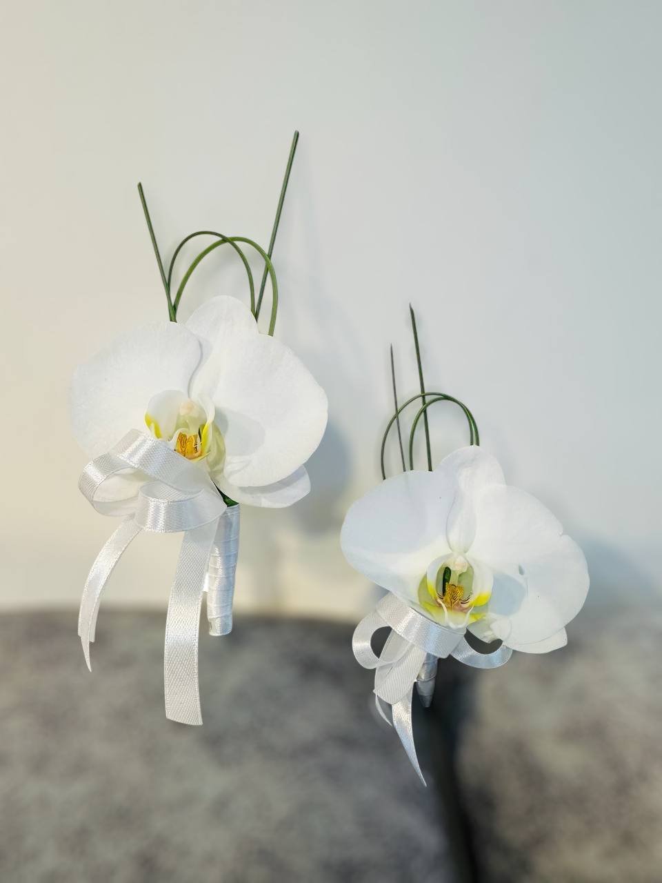 Orchid Dewdrop Corsage
