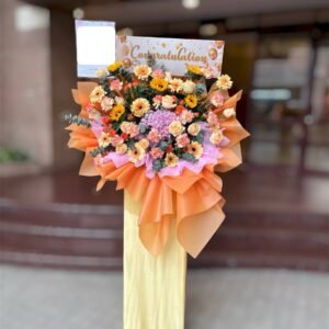 The Verdant Overture Flower Stand