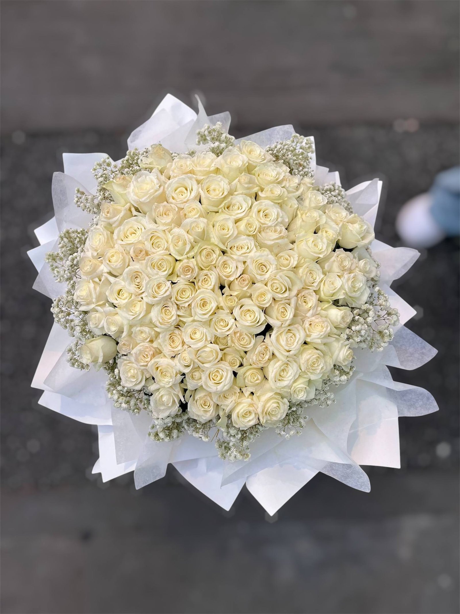 Empire of Pure Love Flower Bouquet - Image 4
