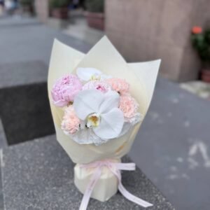 Quiet Luxury Flower Bouquet