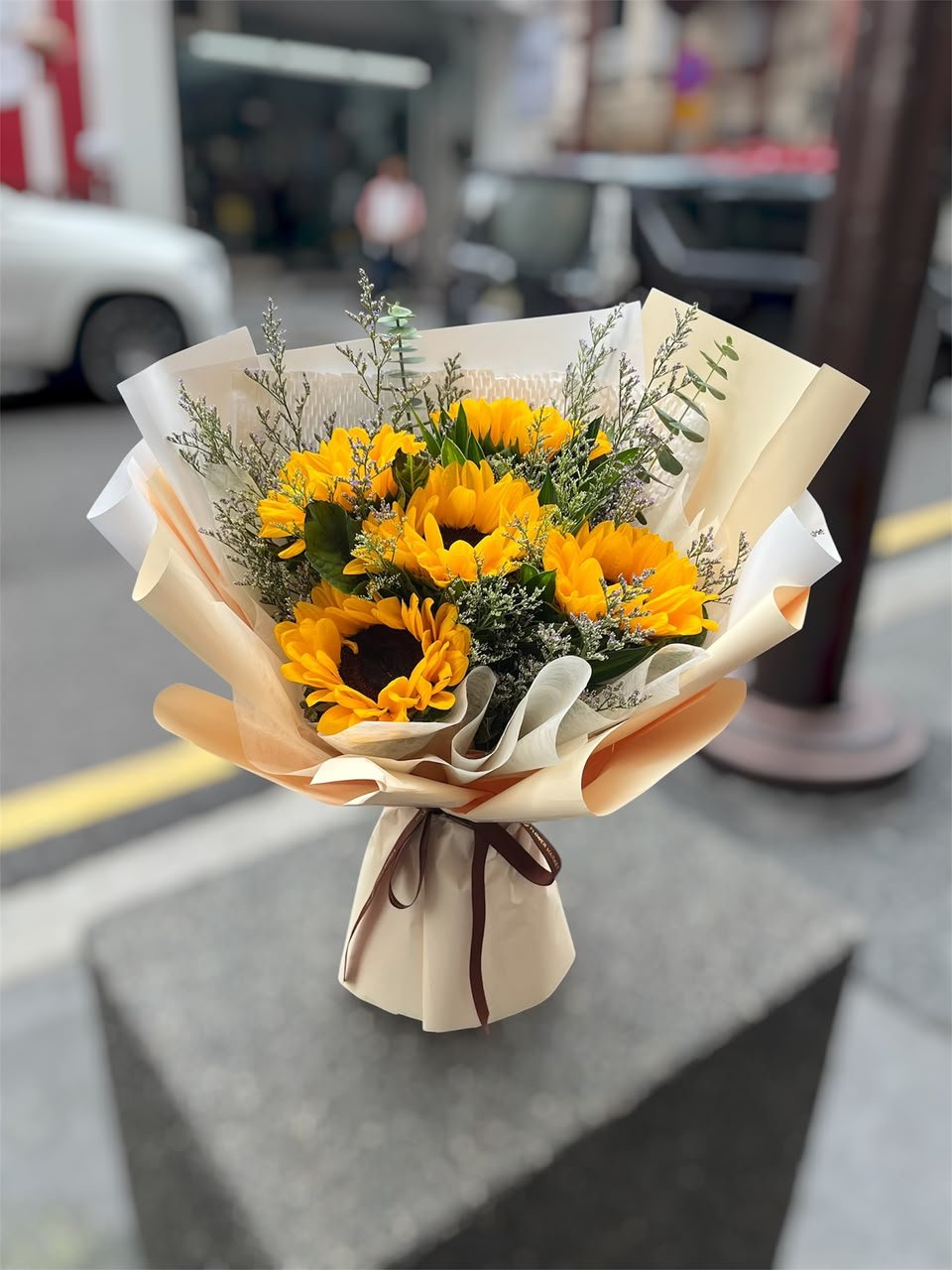 Sunbeam Whisper Flower Bouquet