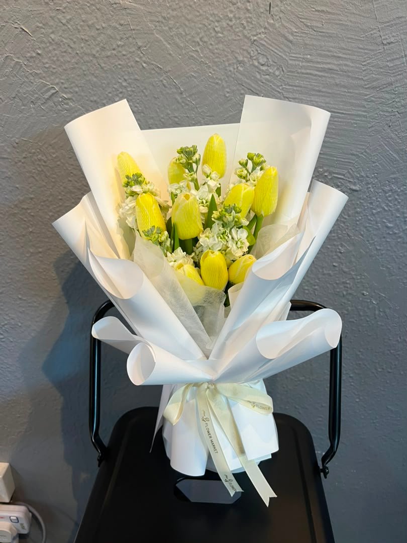 Golden Hope Flower Bouquet