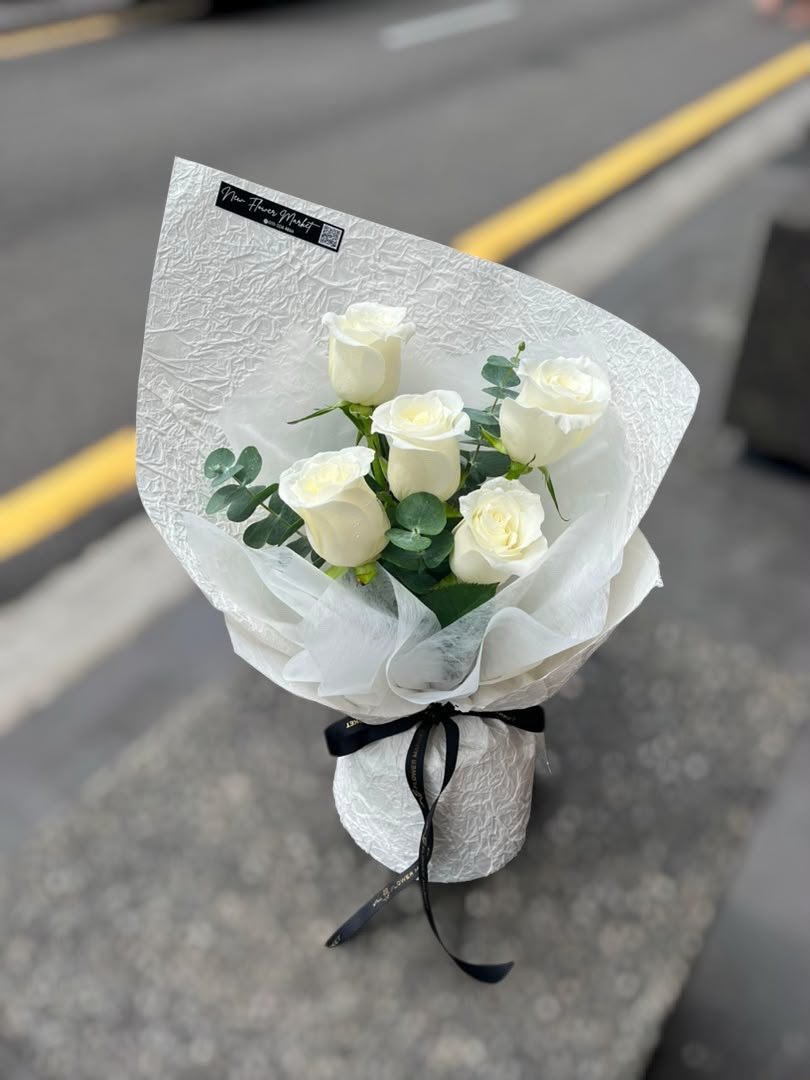 Timeless Grace Flower Bouquet - Image 2
