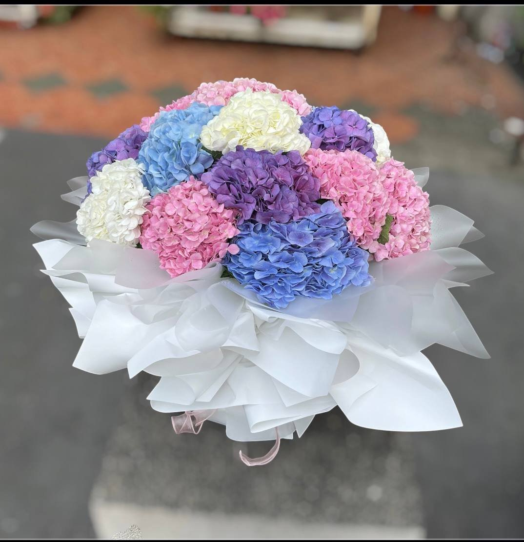 Dreamscape Blooms Flower Bouquet